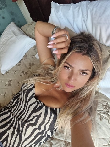 Giorgyada star free pics