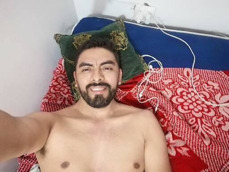 Alexander Ram rez porn star photo