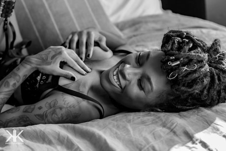 ebony bbw onlyfans pornographic pic