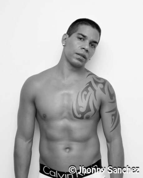 Alejandro Rodriguez naked model archive