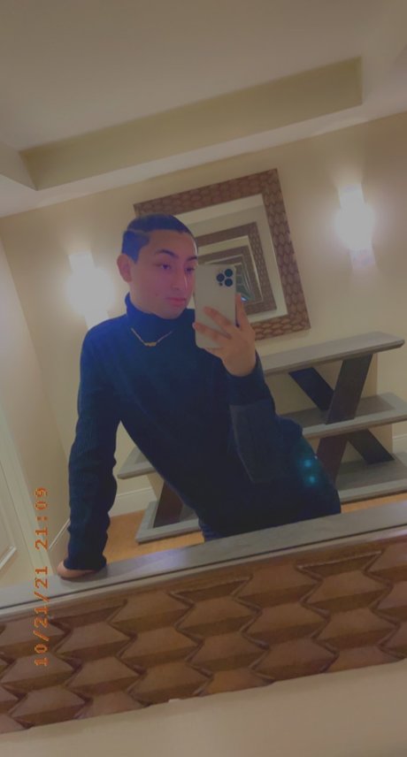 Aaron Star pornographic model archive