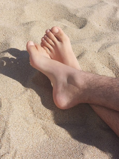 Alesito erotic model pic