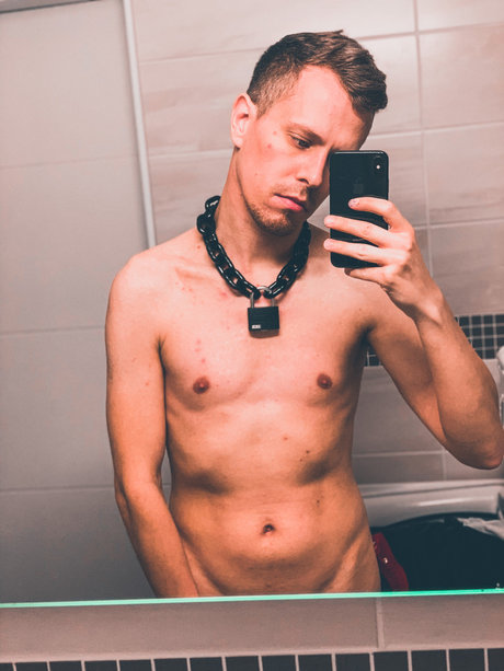 Skylar the cute Puppy perfect actress image