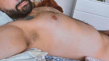 The Jerking Dude model xxx img