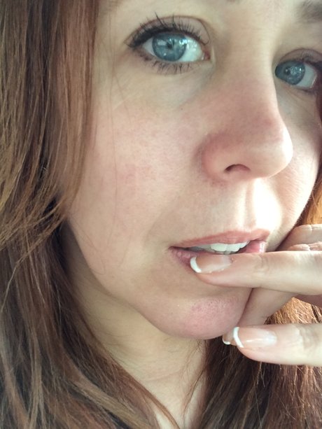 Oh My MILF_ exclusive model picture