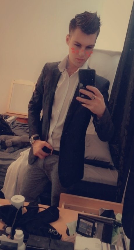 Neon Black TOP 33 Verified_ erotic actress image