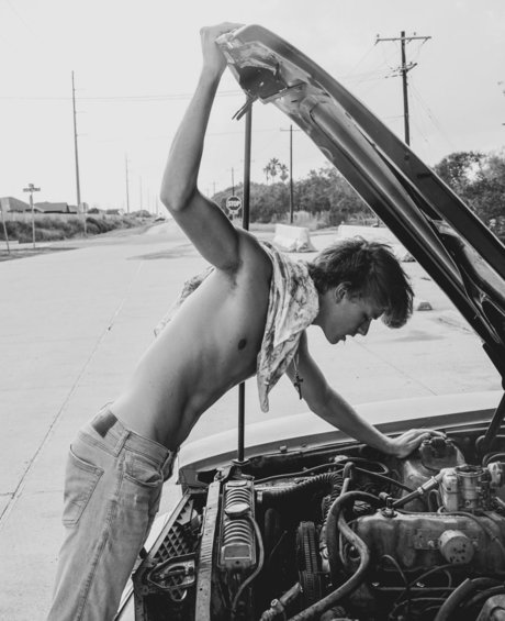 codyvanallen art model picture