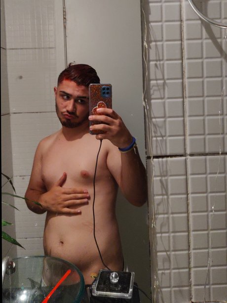 Enzinho hot star photos