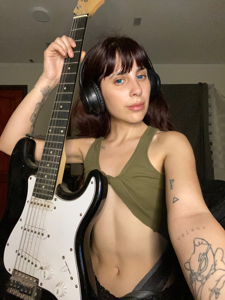 Catalina Alma y tambi n coraz n perfect pornstar picture