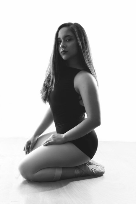 Ocean Milea model hot picture