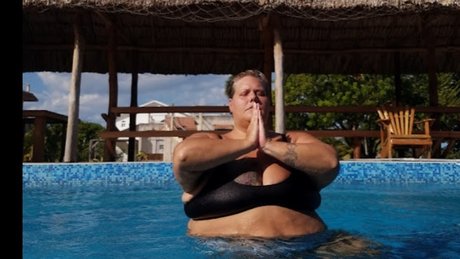 BBW Veronica pornstar nude pics