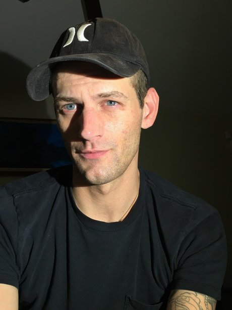 Ronnie T exclusive pornstar picture