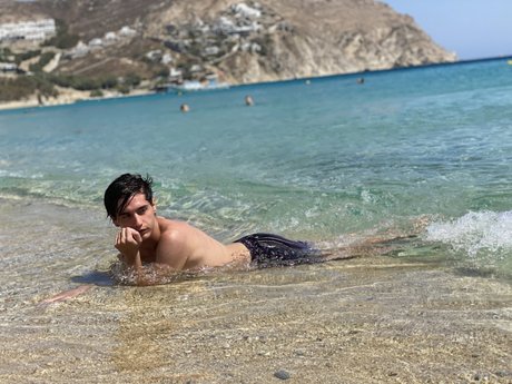 Alexander Hudson model pornographic photo