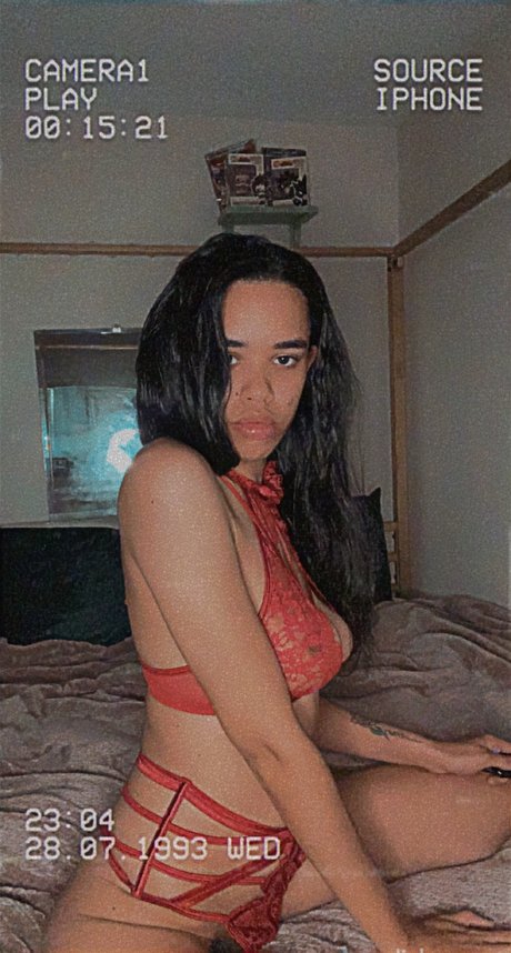 Robin Banks VIP exclusive model images