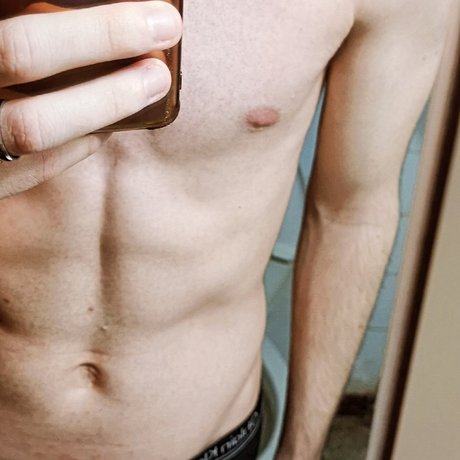 dav7Off model hd pic