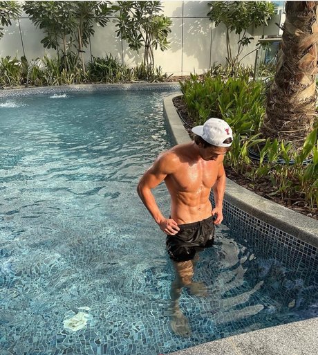 Big boy Adam_ pornstar exclusive pics