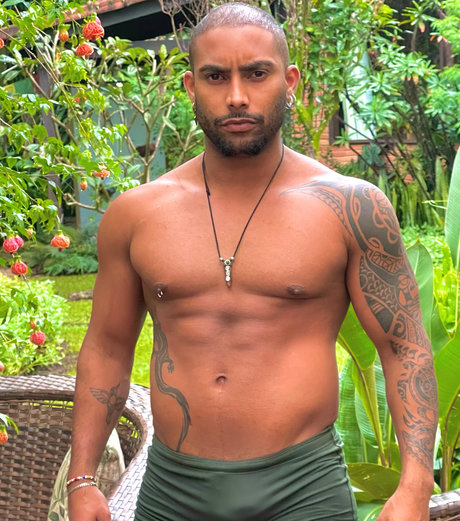 Guto high quality actress image