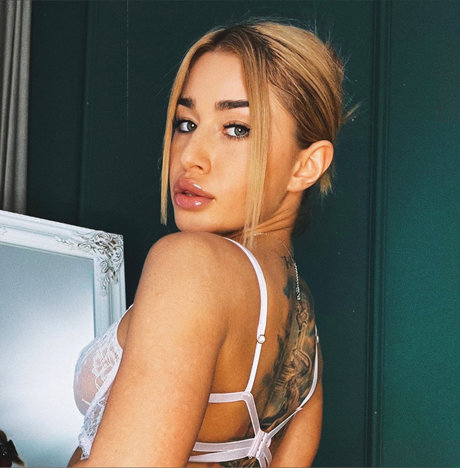 CLAUDIA CXR model sexy photos