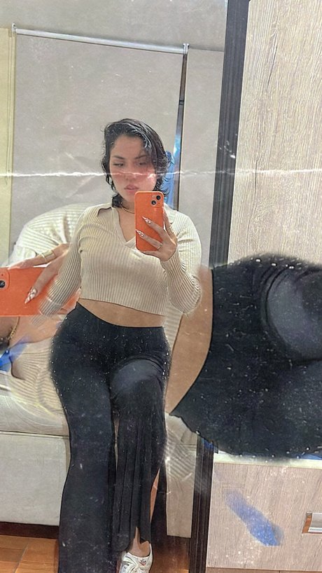 Abbye Mendoza star adult photos