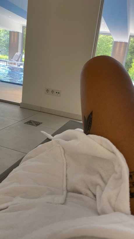 Acropolis1989 nice actress photo