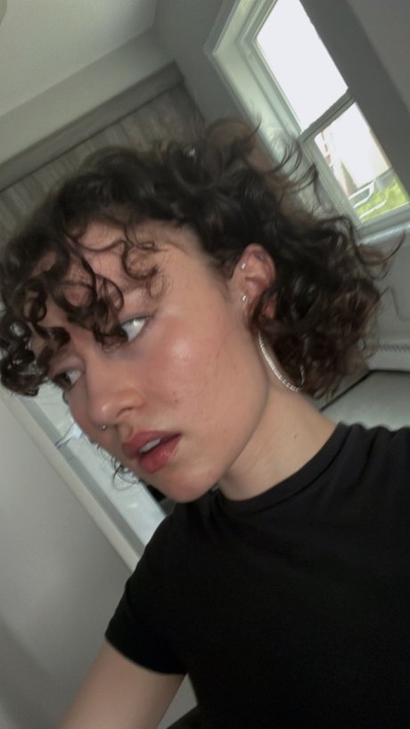 Olivia Ray model free photos