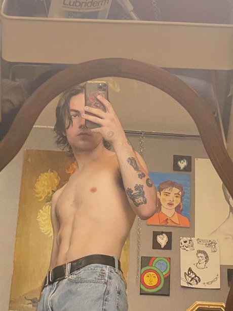 Oliver Quinn nude model image