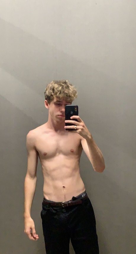 Oliver George Elijah beautiful model pics