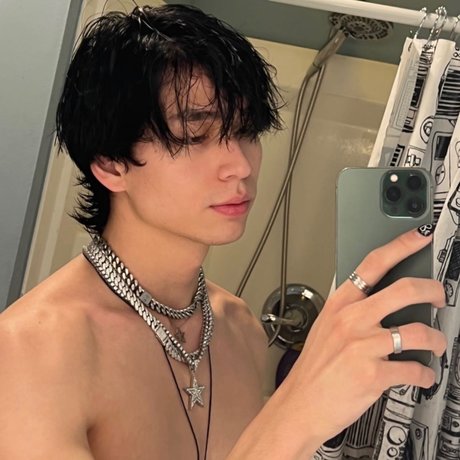 Oliver Moy xxx star picture