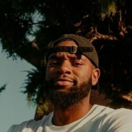 Dee C model art photos