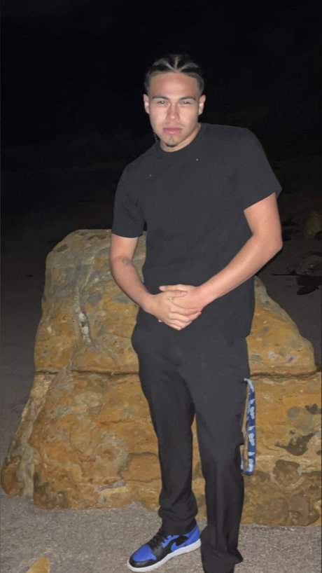 AlexPrevailing model free galleries