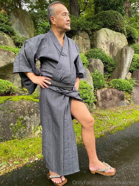 Tooru Ozawa model sexy photo