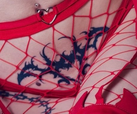 Ouranio toxxo model top img