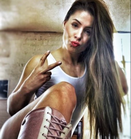 Orsi B Wrestler model top picture