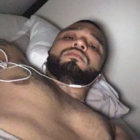 Max charry beautiful model pic