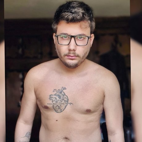 Orlando Bensi model top image