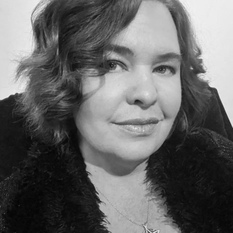 Ruthie top model pic