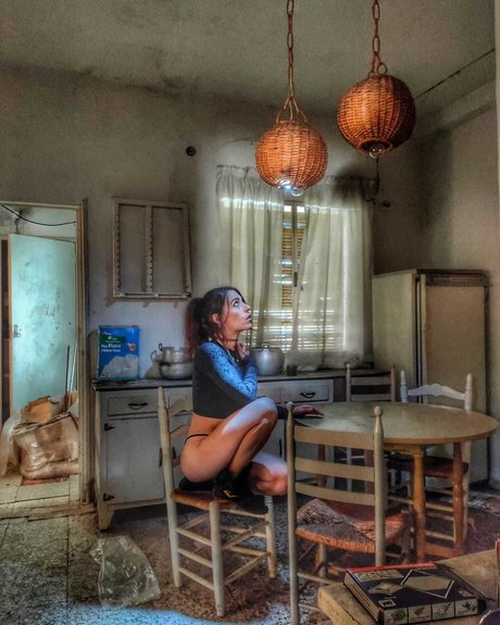 Pau S model pretty gallery