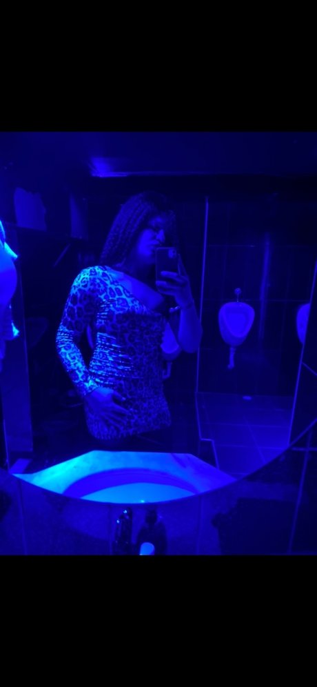 _lkay model sex picture