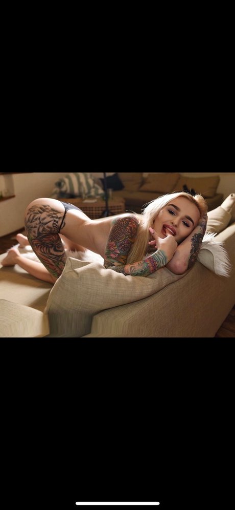 Ann Divine_ star nudes picture