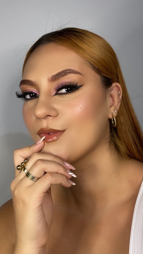 Paola rivera mejia exclusive actress pictures