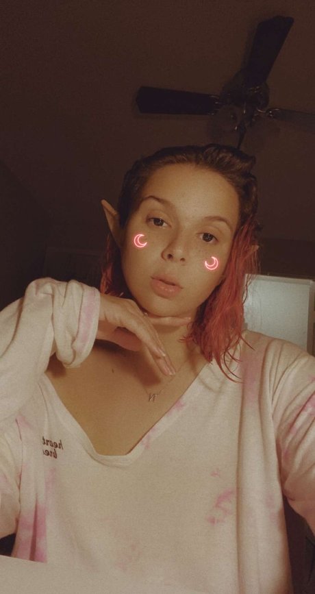 PandoraStar erotic actress pictures