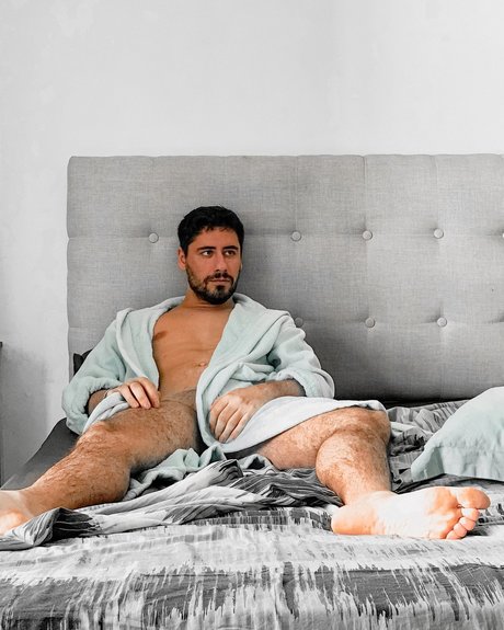 PampitoLP art actress pics