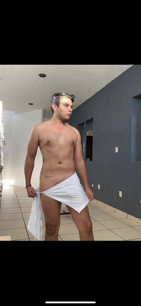 Emi Bluee art actress image