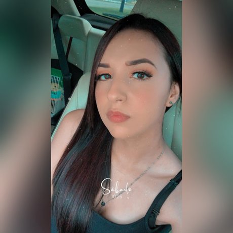 Alejandra Giraldo star nice photo