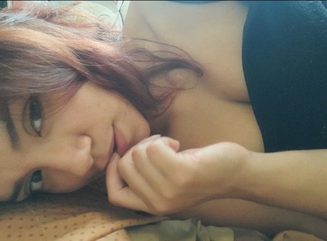 Pepper s lu_ hot model photo