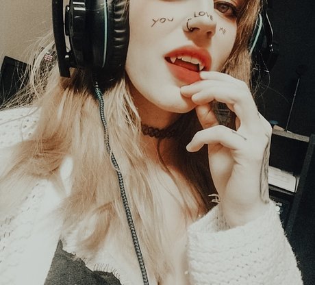 Peppermintte_ beautiful pornstar archive