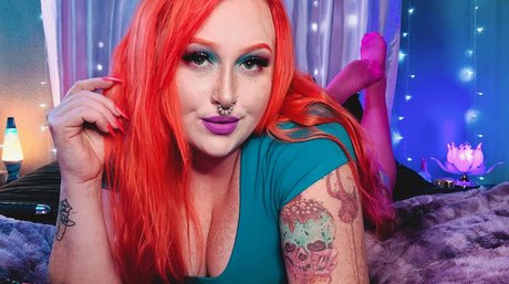 Princess Buttercream model nudes archive