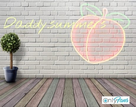 Summers pornstar nude pic