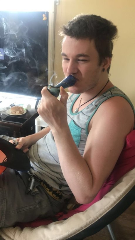 Semen Demon star sexy galleries