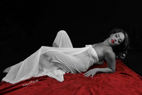 Photoholic Life pornstar adult photos